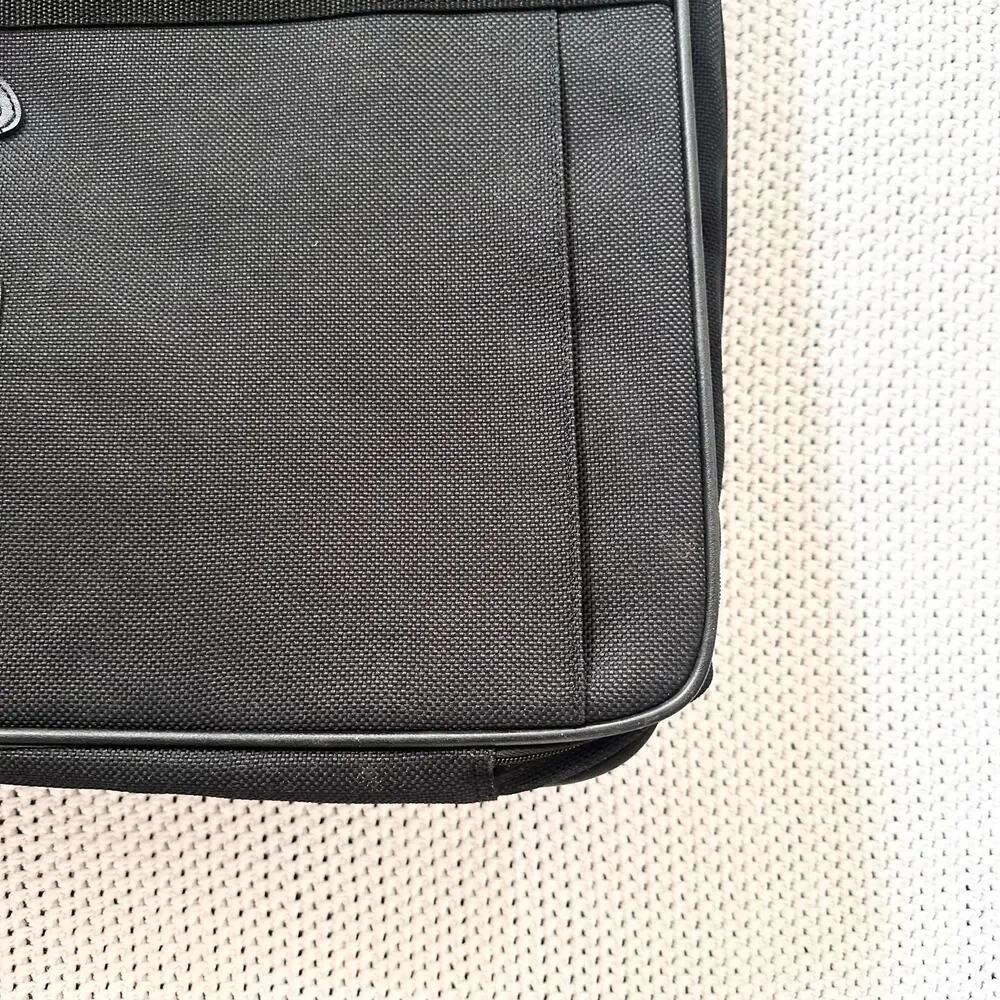 Samsonite Black Silhouette Suit Bi-Fold Garment Bag Fold Travel Shoulder Strap